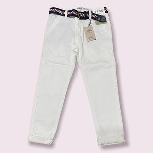 NWT Denim&Co white chino pants size 3-4yrs